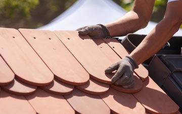 Cwrt Y Cadno roof tile contractors